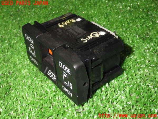 1UPJ-9164786307]ヴォクシー(ノア)(ZRR80G)スイッチ2 （パワースライドドア）中古_2