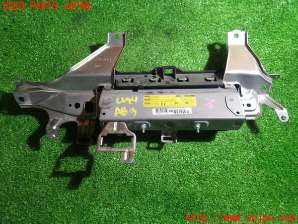 4UPJ-9166947888]クラウンマジェスタハイブリッド(GWS214)エアバッグ3 (右フロントニー) 中古_2