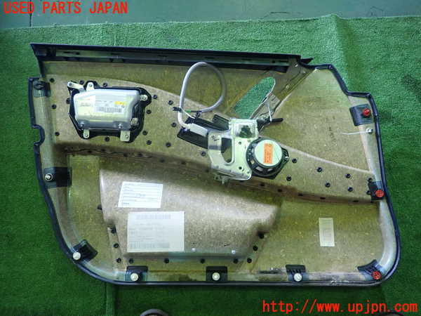 4UPJ-9167231234]BMW M5(NB50 E60)右前ドア内張り 中古_2