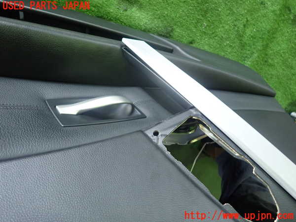 4UPJ-9167231234]BMW M5(NB50 E60)右前ドア内張り 中古_3