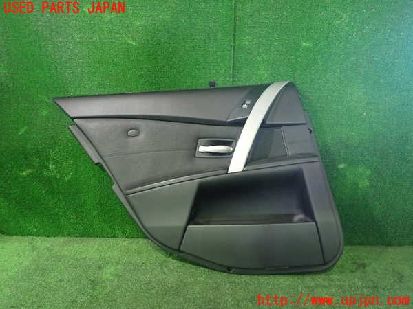 1UPJ-9172141324]BMW M5　E60(NB50)左後ドア内張り 中古_1