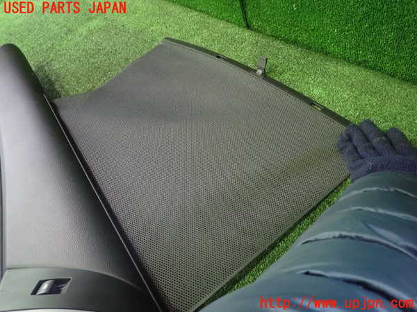 1UPJ-9172141324]BMW M5　E60(NB50)左後ドア内張り 中古_2