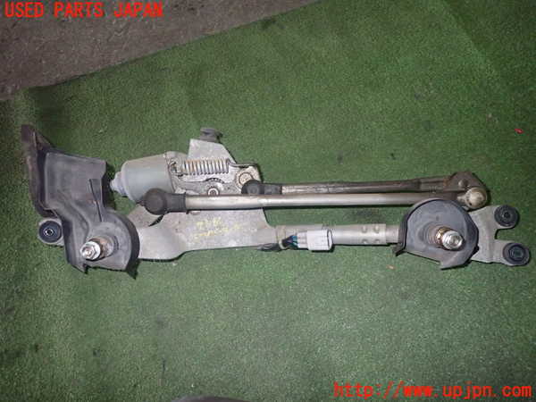 1UPJ-9176866770]ヴェルファイア(GGH20W)フロントワイパーモーター 中古_1