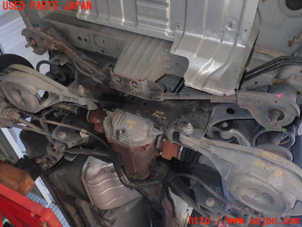 2UPJ-9184555295]フェアレディZロードスター(HZ34)リアメンバー 中古_1