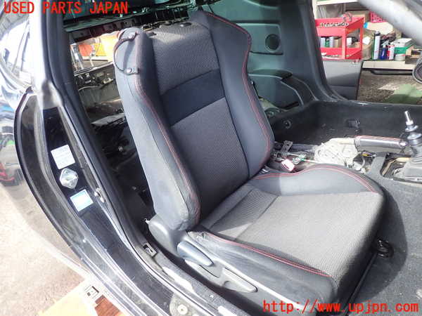 2UPJ-9186497035]86(BRZ)(ZN6)運転席シート 中古 【B型】_1