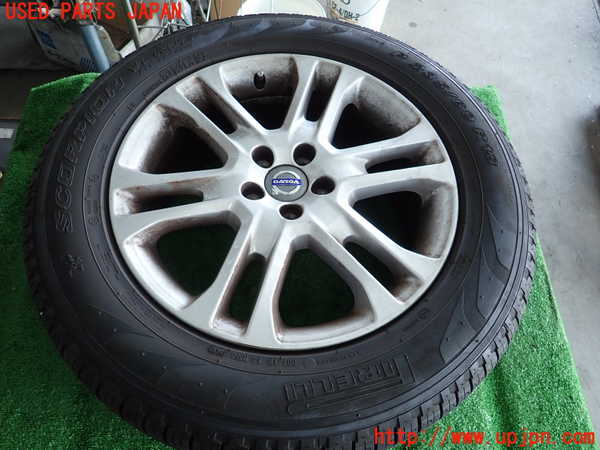 2UPJ-9189649043]ボルボXC60(DD4204TXC)タイヤ　ホイール　1本③ 235/60R18 中古_2