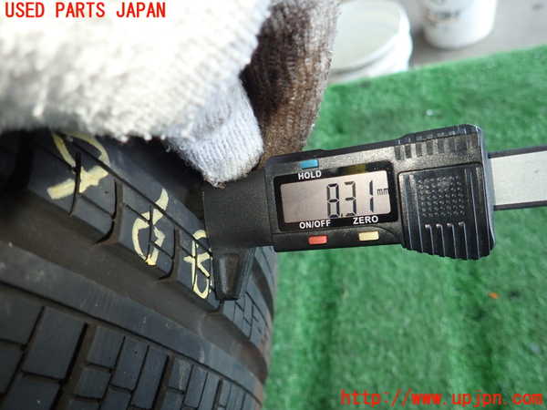 2UPJ-9189649043]ボルボXC60(DD4204TXC)タイヤ　ホイール　1本③ 235/60R18 中古_4