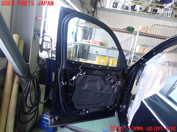 5UPJ-9189691260]BMW X3(WX20) F25 左前ドア 中古_5