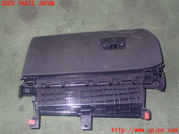 1UPJ-9190127516]BMW X3(WY20 F25)グローブボックス1 中古_1