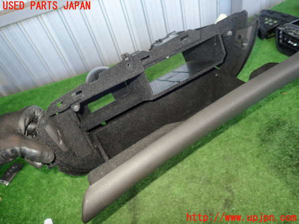2UPJ-9190497516]キャデラック・ATS(A1SL)グローブボックス1 中古_2