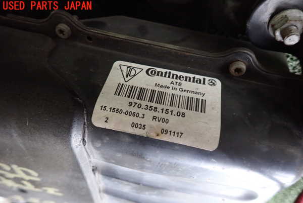 1UPJ-9190555535]ポルシェ・パナメーラ 4S(970M48A)エアサスポンプ 中古_3