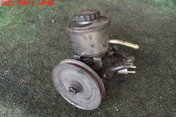 1UPJ-9191094250]ハイラックスサーフ N130系 4ドア(YN130G)パワステポンプ 中古_1