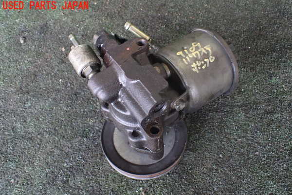 1UPJ-9191094250]ハイラックスサーフ N130系 4ドア(YN130G)パワステポンプ 中古_2