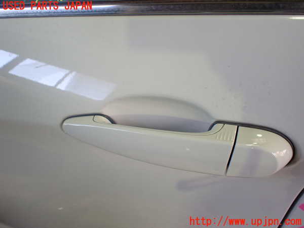 1UPJ-9194121260]BMW X1(VL20 E84)左前ドア 中古_3