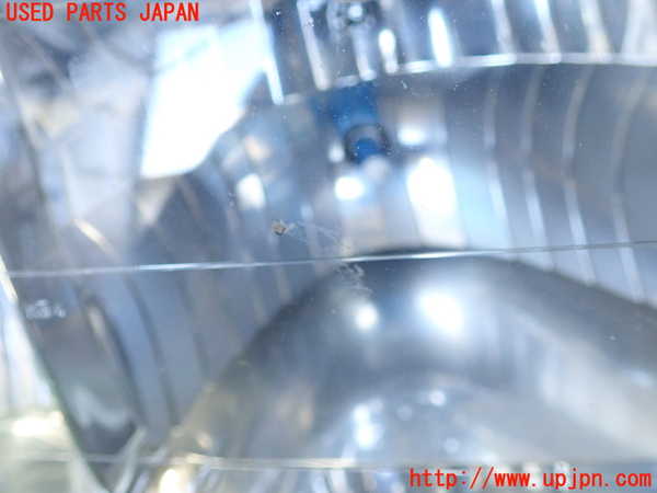 2UPJ-9195331130]ランクル100系(HDJ101K)右ヘッドライト ハロゲン 中古_2