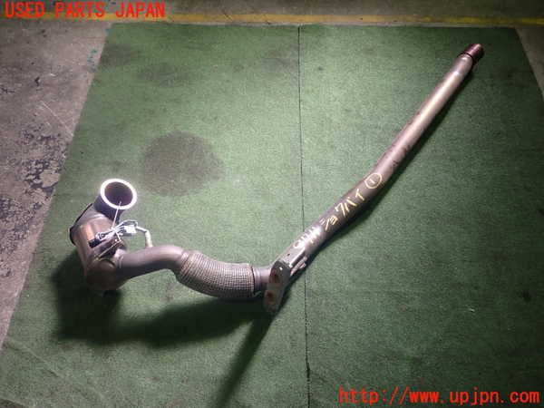 1UPJ-9197112661]VW アルテオン(3HDJHF)触媒1 中古_1