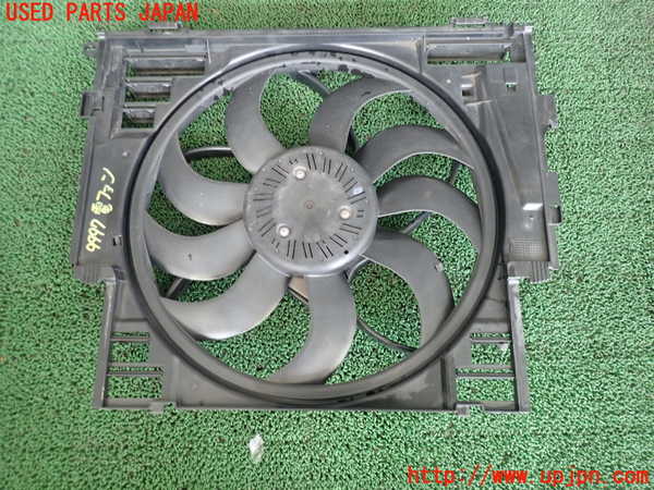 2UPJ-9199976836]BMW 523i(XG20)(F10)電動ファン1 中古_2