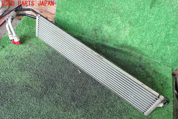 1UPJ-9210022481]ポルシェ・パナメーラ 4(970M46)オイルクーラー1 (AT用) 中古_2