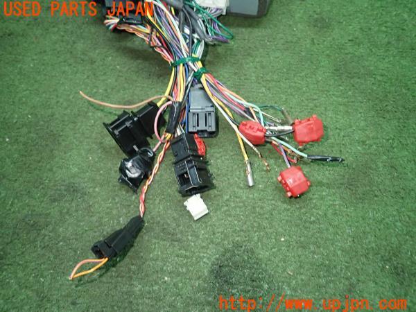 3UPJ=9211320604]アウディ TT クーペ(8JCDA)純正 Clarion クラリオン ナビ取付キット 中古_4