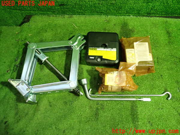 1UPJ-9212047805]RAV4 ハイブリッド(AXAH52)車載工具 中古_1