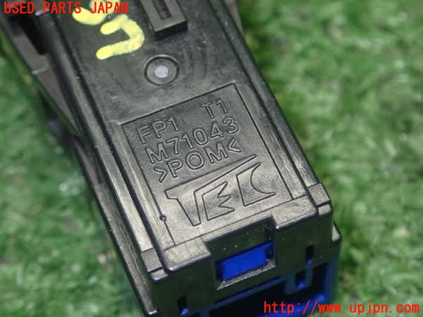 5UPJ-9214376308]ジャパン タクシー(JPN TAXI)(NTP10)スイッチ3 (オートヘッドライト) 中古_3