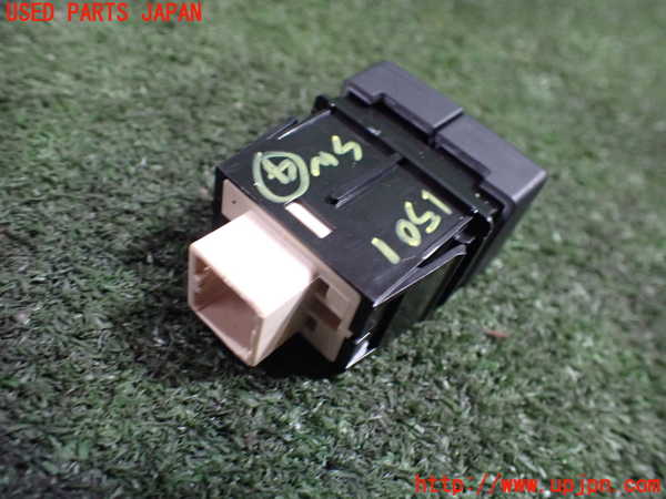 1UPJ-9215016309]S660(JW5)スイッチ4 (VSC OFF・CTBA OFF) 中古_2