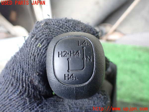 5UPJ-9215387570]ハイラックスサーフ(RZN185W)シフトノブ 中古_3