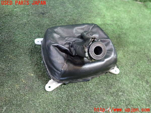 5UPJ-9215397575]ランエボ5(CP9A)シフトブーツ 中古_2