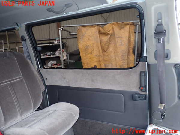 1UPJ-9216011320]ハイエースワゴン100系(KZH106W)左後ドア M2A55 中古_4