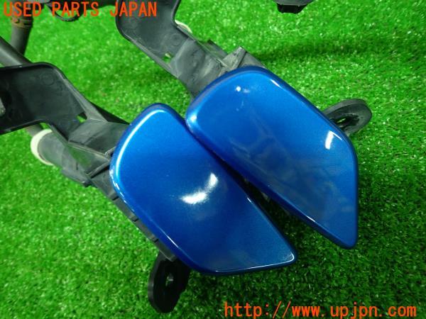 3UPJ=9218140590]インプレッサ WRX-STi(GVB C型)純正 ヘッドライトウォッシャー カバー ノズル 中古_4