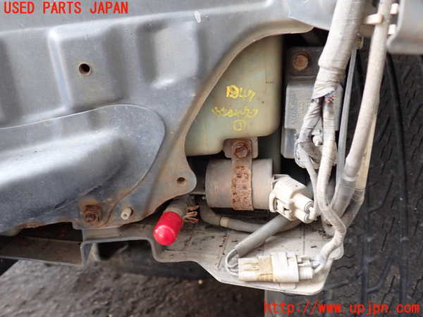 2UPJ-9218476791]ランクル100系(UZJ100W)ウォッシャータンク1 中古_2