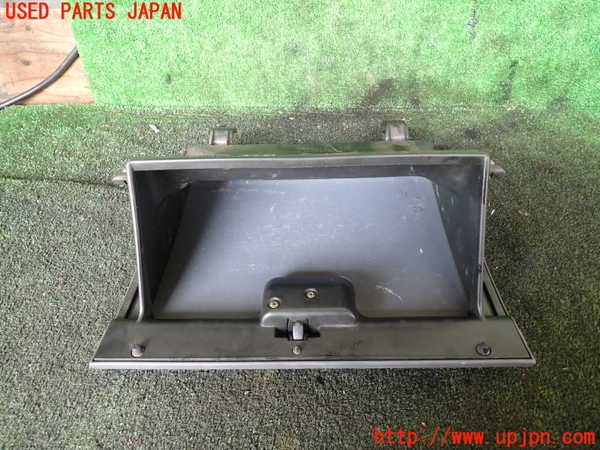 5UPJ-9218637516]ハイラックスサーフ(RZN185W)グローブボックス1 中古_3