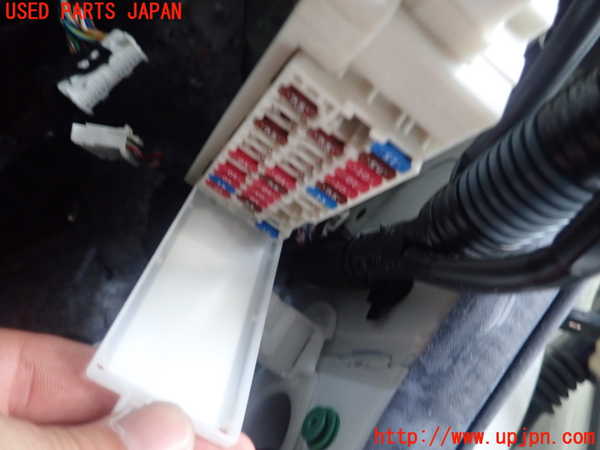 5UPJ-9218696742]BRZ(86)(ZC6)ヒューズボックス2 中古_2