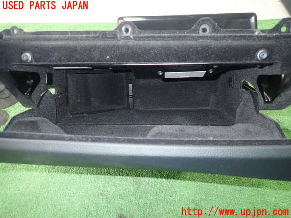 1UPJ-9218987516]BMW アクティブハイブリッド5(AH5 F10)(FZ35)グローブボックス1 中古_2