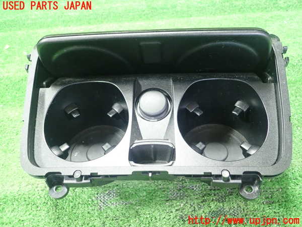 1UPJ-9218987810]BMW アクティブハイブリッド5(AH5 F10)(FZ35)ドリンクホルダー 中古_2