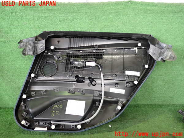 2UPJ-9219081324]BMW 320i グランツーリスモ(3X20)(F34)左後ドア内張り 中古_2