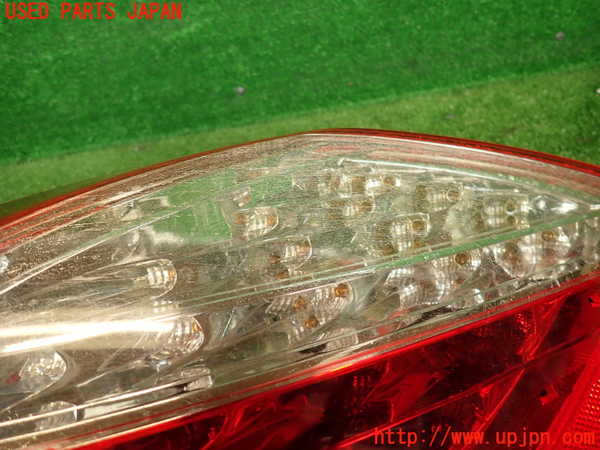 2UPJ-9219491530]ポルシェ・パナメーラ(970M46)右テールランプ 中古_3