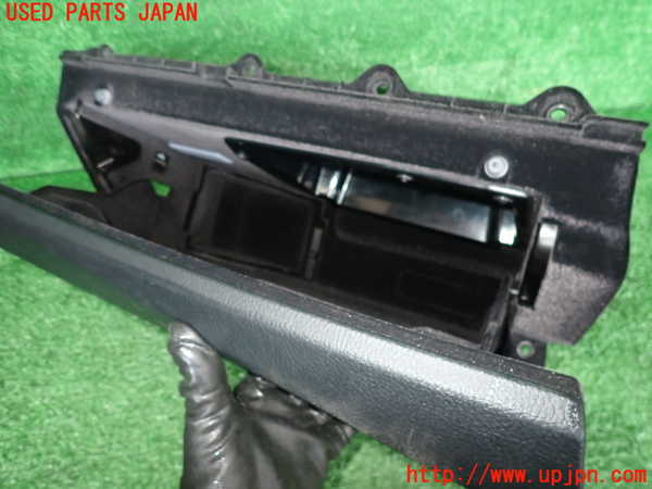 2UPJ-9219527516]BMW M5(FV44M)(F10)グローブボックス1 中古_3