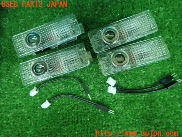 3UPJ=9219550579]BMW 5シリーズ アクティブハイブリッド5(FZ35 F10)社外 カーテシランプ 3D SHADOW LIGHT 1台分 中古_3