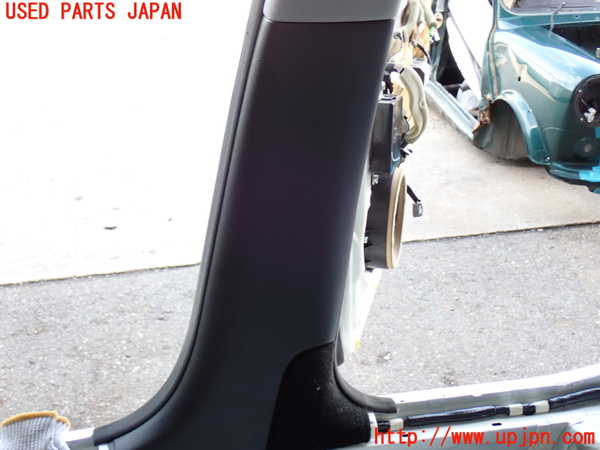 2UPJ-9219997665]セルシオ(UCF31)右センターピラートリム 中古_3