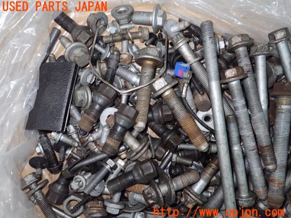 3UPJ=9220920720]BMW・X5(ZW30S)ネジ・ナット・ステー類 ジャンク_3