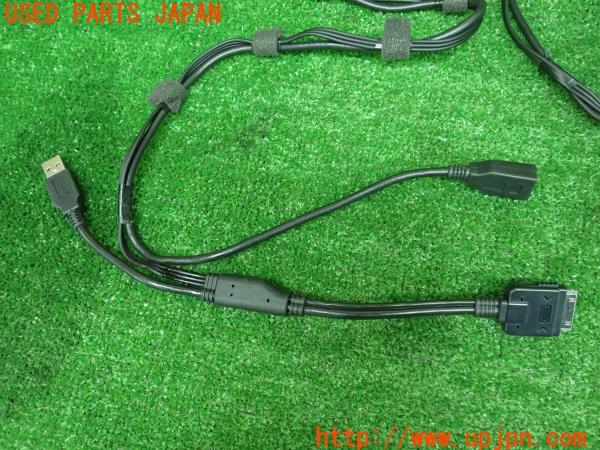3UPJ=9221030550]ポルシェ カイエン(92AM5502A 958型)RCA(赤・白・黄 オス)端子 ipod接続ケーブル ハーネス インターフェース 中古_3