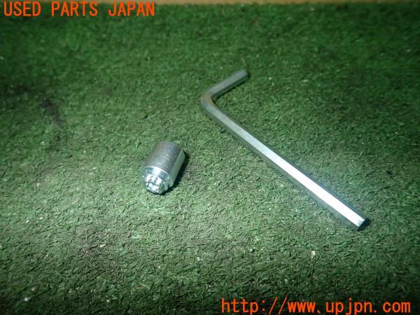 3UPJ=9221320023]インプレッサ WRX-STi(GVB D型)純正 J1077YA004 ナンバープレートロックボルト 中古_2