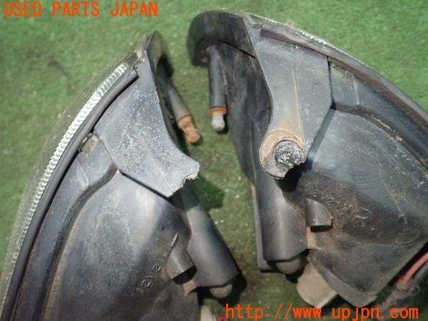 3UPJ=9221330514]スカイライン クーペ GTS タイプS(HCR32)前期 純正 コーナーランプ ウィンカー 中古_4