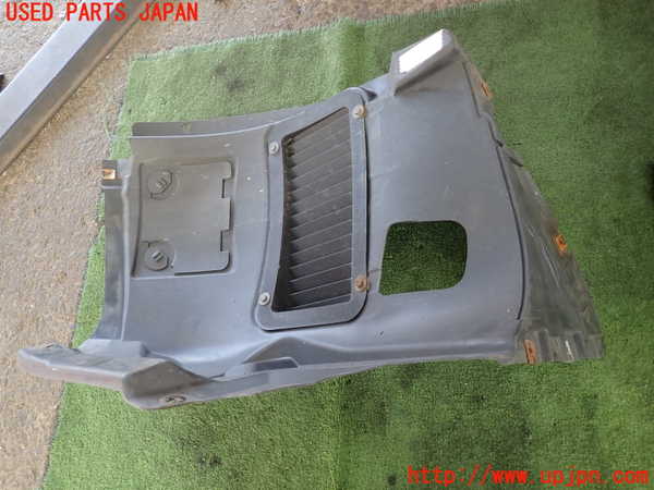 2UPJ-9221341090]BMW 135i クーペ(UC35)(E82)右前フェンダーライナー 中古_3