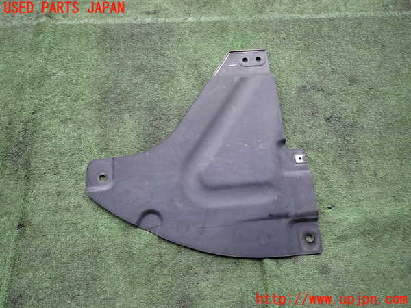 2UPJ-9221341722]BMW 135i クーペ(UC35)(E82)アンダーカバー2 中古_2