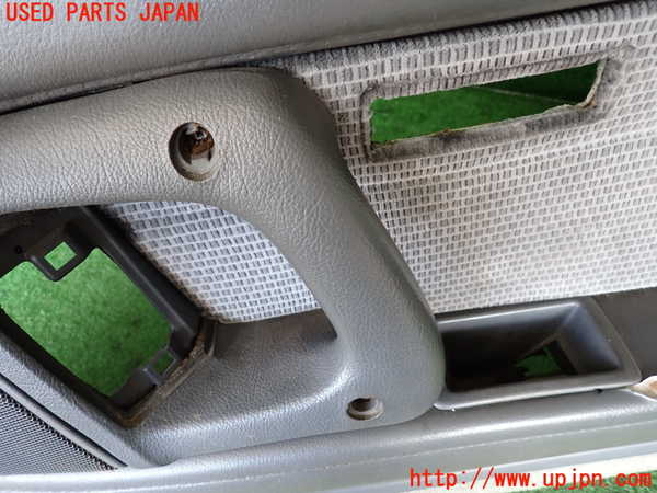 5UPJ-9221561234]スープラ(GA70H)右ドア内張り 中古_3
