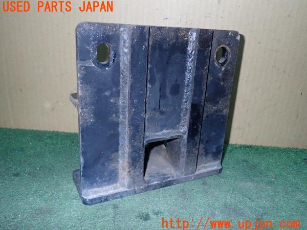 3UPJ=9221690042]ハイラックスサーフ(KDN215W)前期 社外 ヒッチブラケット 中古_4