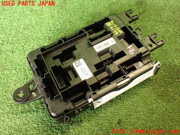 2UPJ-9221796742]BMW M2 クーペ F87(1H30)ヒューズボックス2(室内 車内) 中古_2
