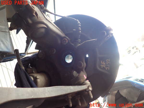 2UPJ-9221924290]VW シロッコ(13CAV)右フロントナックルハブ 中古_2